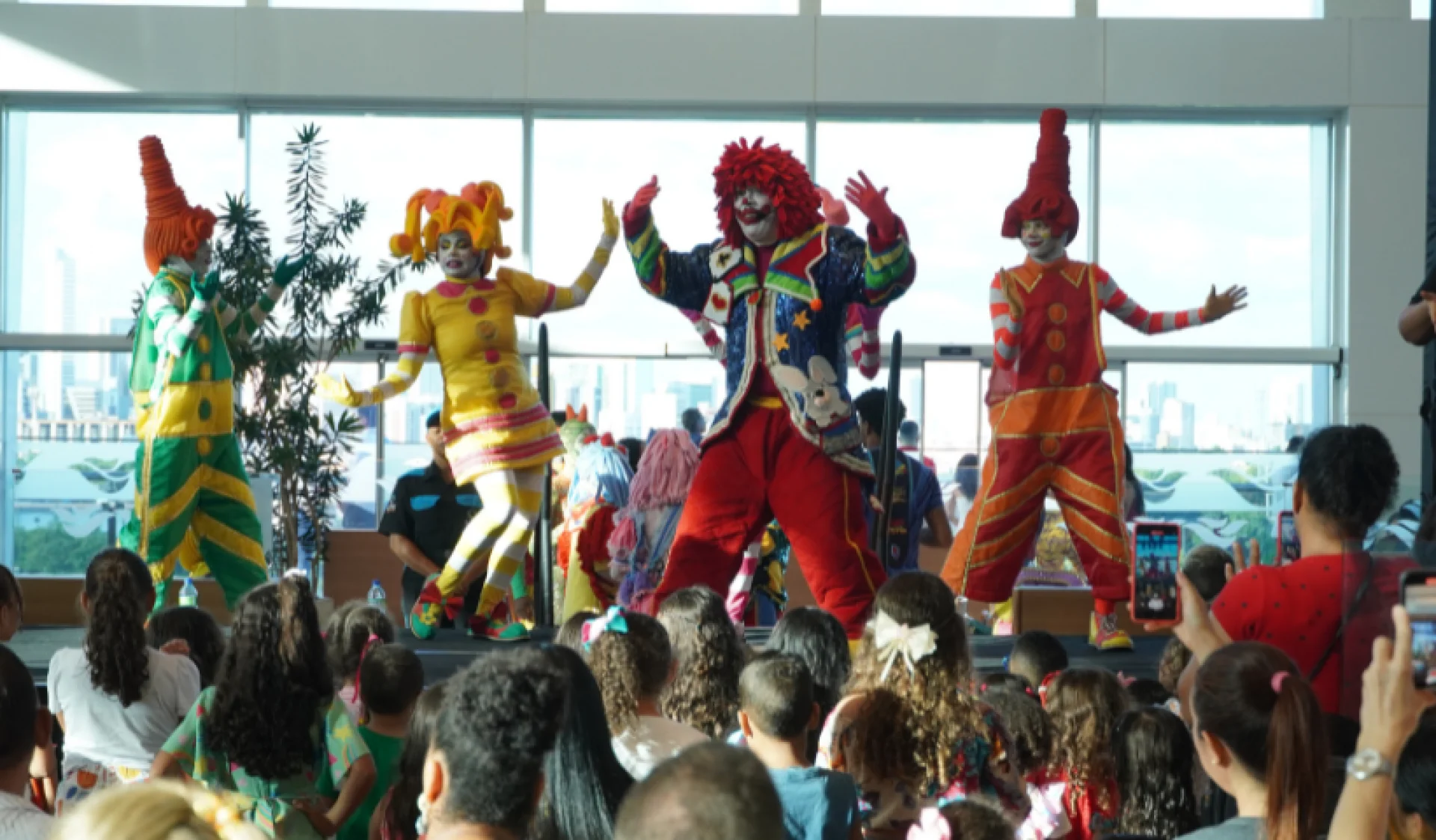 É Hoje! Temporada de Férias traz Circo da Trup neste sábado (18)