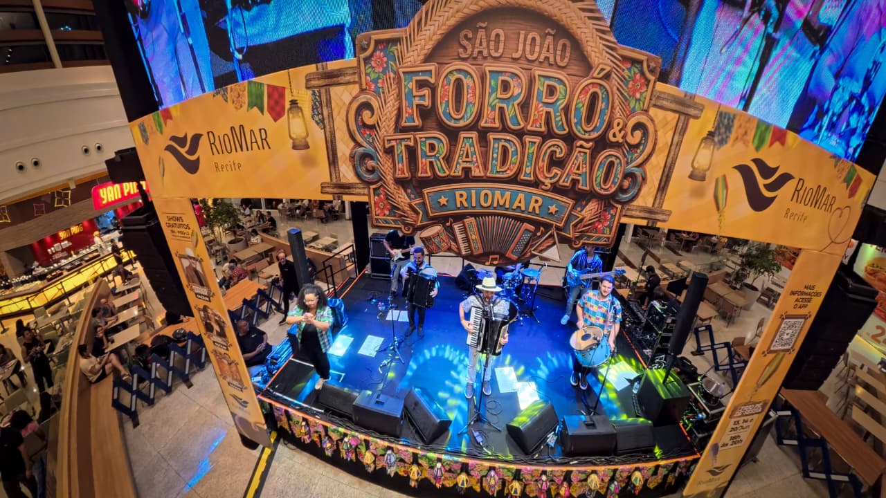 São João Forró e Tradição encerra terceira noite com forró pé de serra