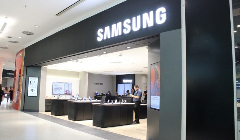 SAMSUNG
