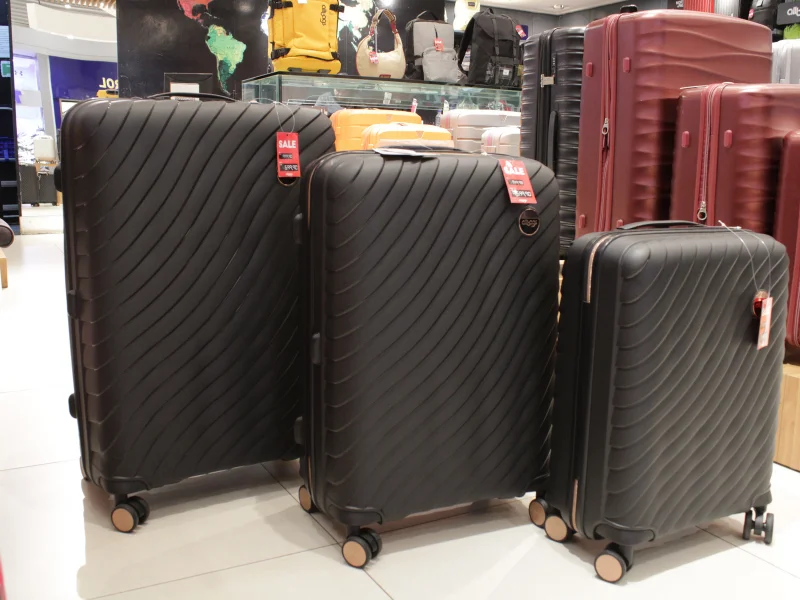 Precisando de bolsa ou mala? Veja as oportunidades na Allbags