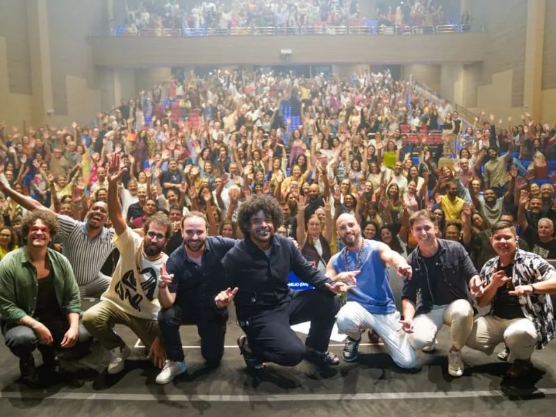 Mestrinho faz show inesquecível para o Dia das Mães RioMar