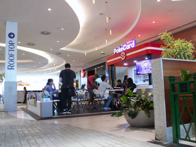 Pokecard Center em nova localização no RioMar Recife