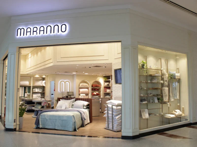 Maranno inaugura no RioMar Recife