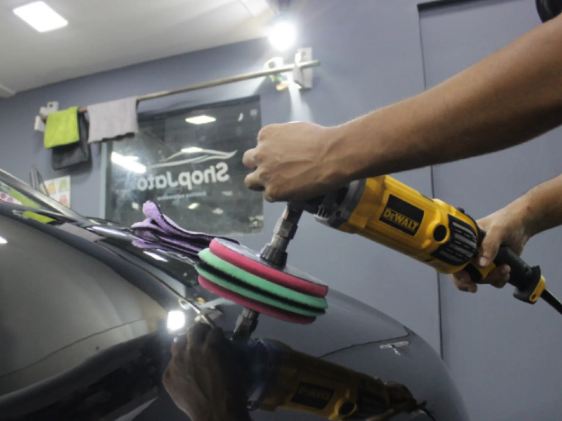 Shop Jato: lava jato oferece serviços de limpeza e cuidado automotivo